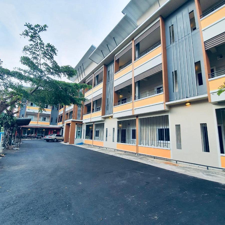 Preme Apartment @Maejo Ban pa Lan  Ngoại thất bức ảnh